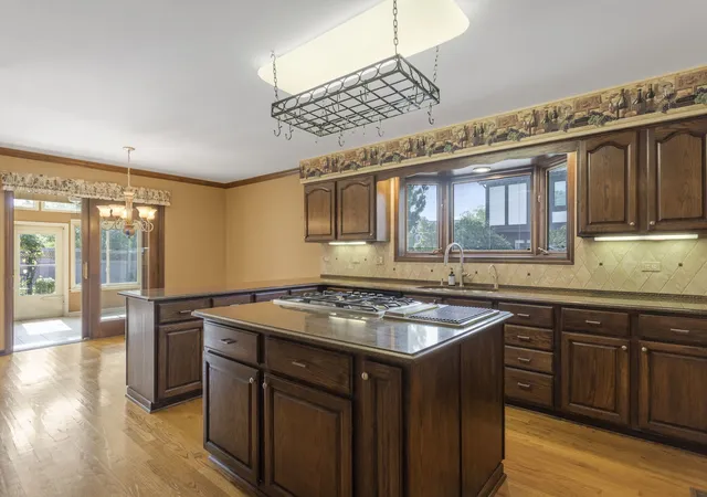 Photo 4 of Single family home for sale at 22w507 John Ct, Medinah, IL 60157 | MLS# 12764841 | Listing updated on 2026-10-21