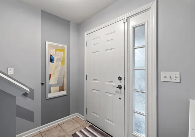 Photo 4 of Townhouse for sale at 1024 N Earls Ct, Palatine, IL 60067 | MLS# 12764851 | Listing updated on 2026-10-01