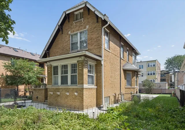 Photo 1 of Single family home for sale at 4821 N Harding Ave, Chicago, IL 60625 | MLS# 12764853 | Listing updated on 2026-09-22