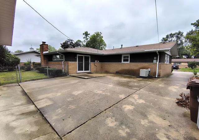 Photo 2 of Single family home for sale at 15017 Sunset Ave, Oak Forest, IL 60452 | MLS# 12764862 | Listing updated on 2026-09-27