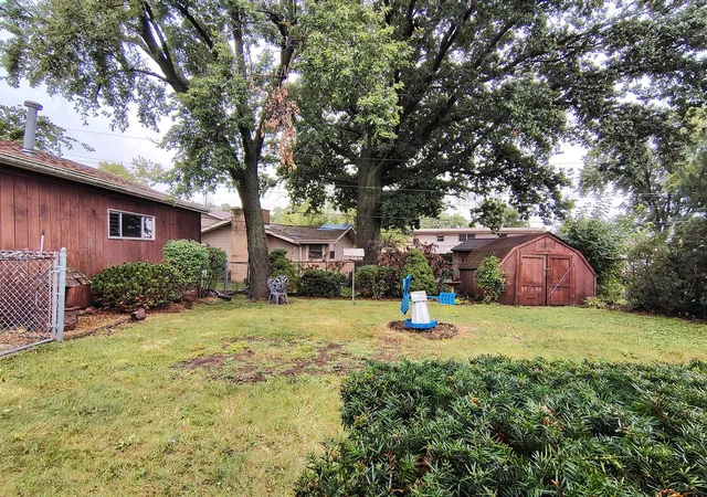 Photo 3 of Single family home for sale at 15017 Sunset Ave, Oak Forest, IL 60452 | MLS# 12764862 | Listing updated on 2026-09-27
