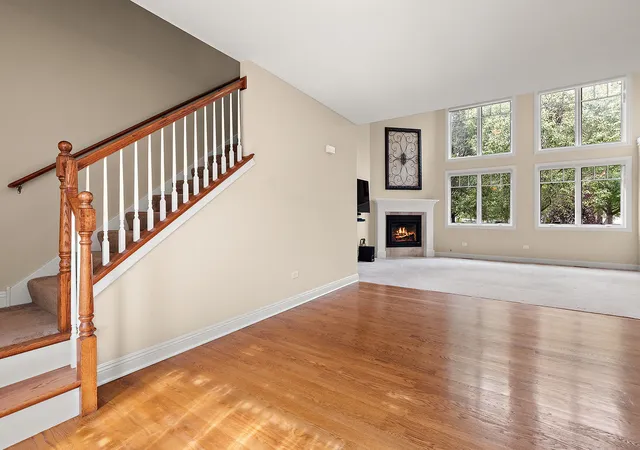 Photo 4 of Townhouse for sale at 9362 Arrowhead Cir, Frankfort, IL 60423 | MLS# 12764866 | Listing updated on 2026-10-03