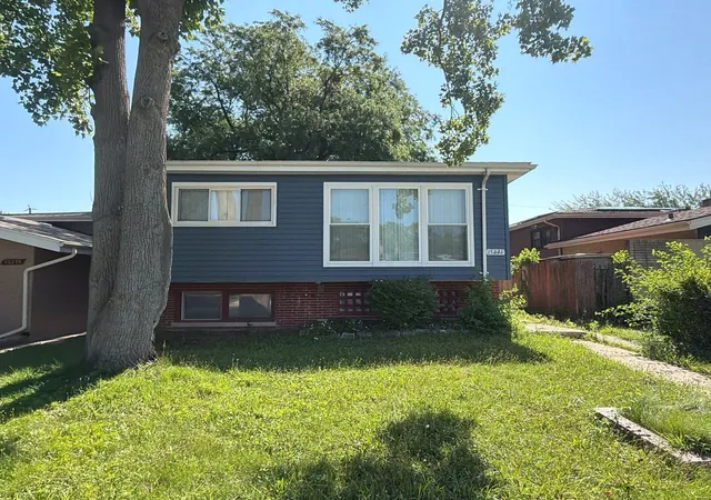 Photo 1 of Single family home for sale at 15221 Oak St, Dolton, IL 60419 | MLS# 12764898 | Listing updated on 2026-09-30