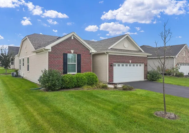 Photo 3 of Single family home for sale at 9135 Nash Ct, Huntley, IL 60142 | MLS# 12764909 | Listing updated on 2026-10-03