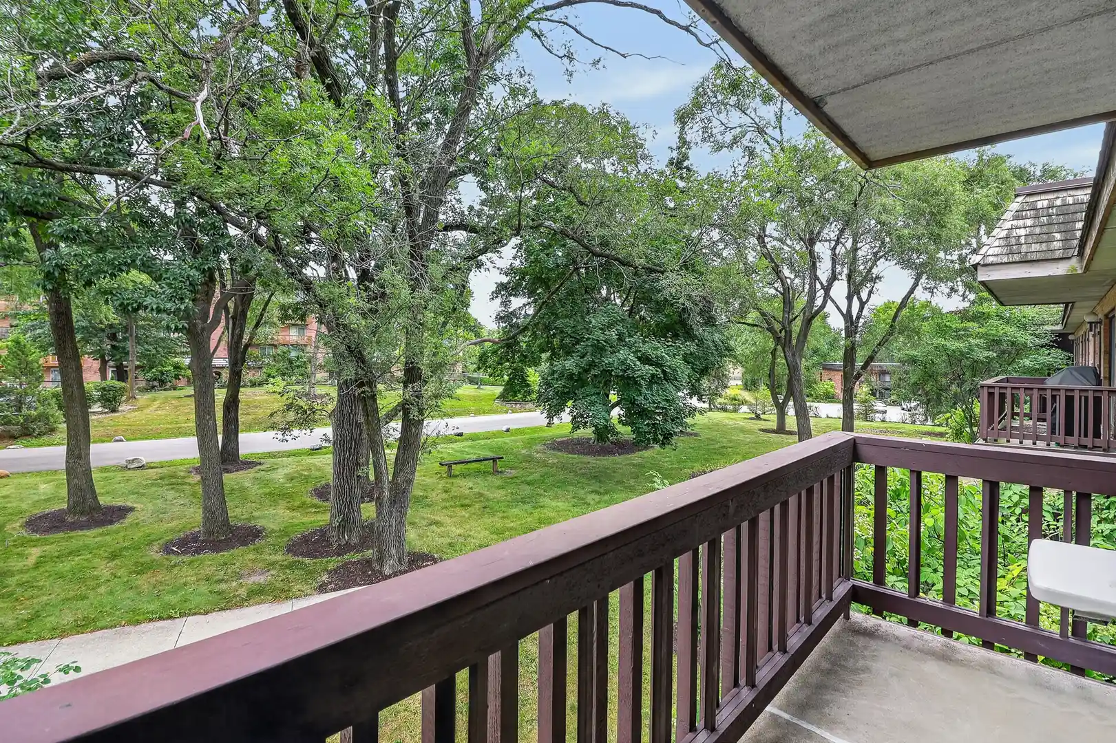 Listing Photo 12 - Condo for sale in 8020 Woodglen Ln located at 8020 Woodglen Ln, Downers Grove, IL 60516 - Unit #202
