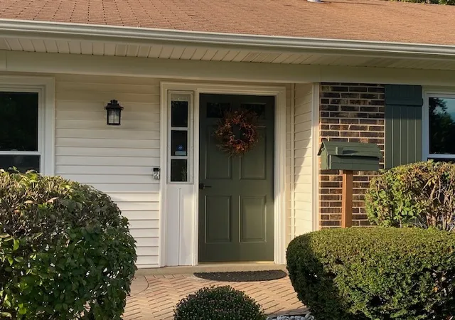 Photo 1 of Single family home for sale at 25 Red Haw Ln, Lake Zurich, IL 60047 | MLS# 12764916 | Listing updated on 2026-10-03