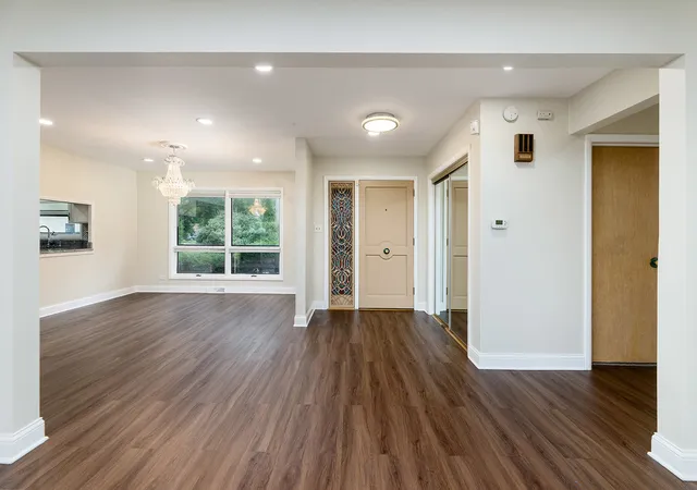 Photo 4 of Single family home for sale at 1501 W Talcott Rd, Park Ridge, IL 60068 | MLS# 12764919 | Listing updated on 2026-09-23