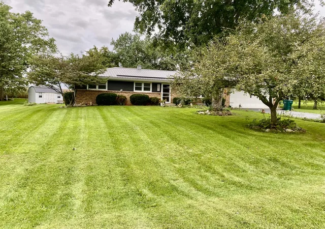 Photo 3 of Single family home for sale at 8556 E Valley View Dr, Stillman Valley, IL 61084 | MLS# 12764920 | Listing updated on 2026-10-06