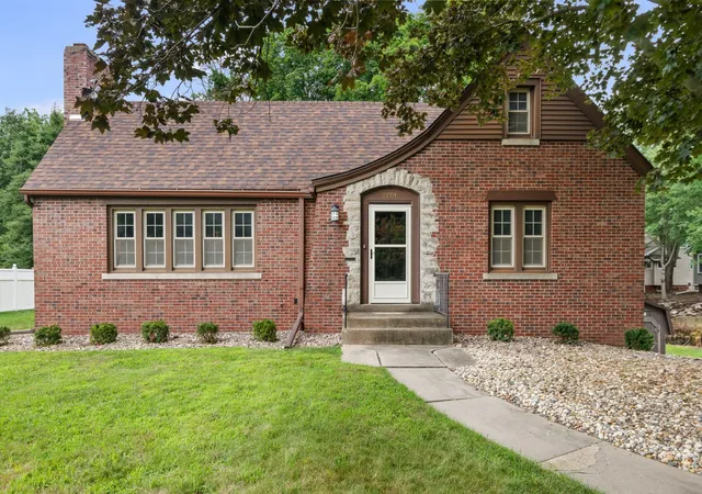 Photo 1 of Single family home for sale at 2601 12th Street, Moline, IL 61265 | MLS# 12764936 | Listing updated on 2026-09-21
