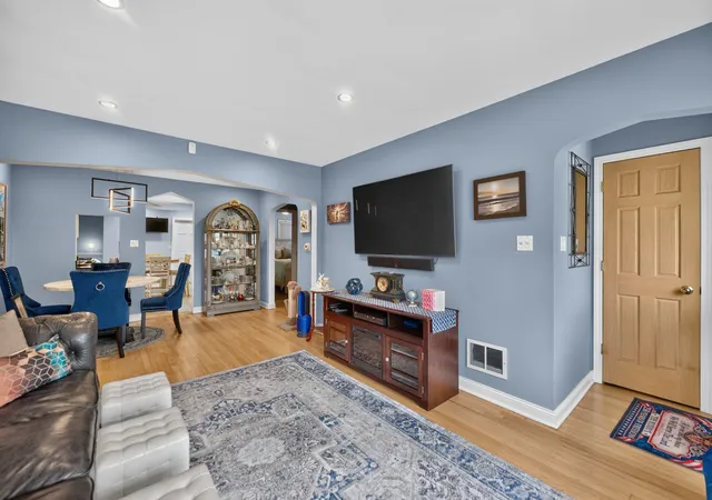 Photo 2 of Single family home for sale at 3406 N Oleander Ave, Chicago, IL 60634 | MLS# 12764955 | Listing updated on 2026-10-07