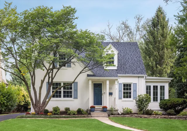 Photo 1 of Single family home for sale at 380 Oak St, Glen Ellyn, IL 60137 | MLS# 12764958 | Listing updated on 2026-10-05