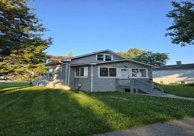 Single family home for sale at 193 Grace St, Bensenville, IL 60106 | MLS# 12764967