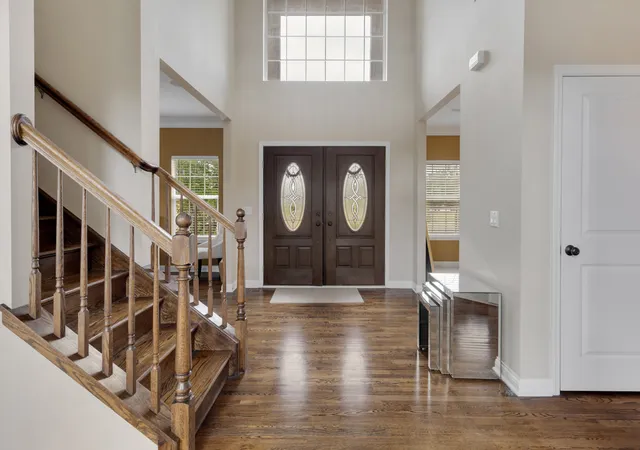 Photo 3 of Single family home for sale at 4019 Chinaberry Ln, Naperville, IL 60564 | MLS# 12764980 | Listing updated on 2026-09-22