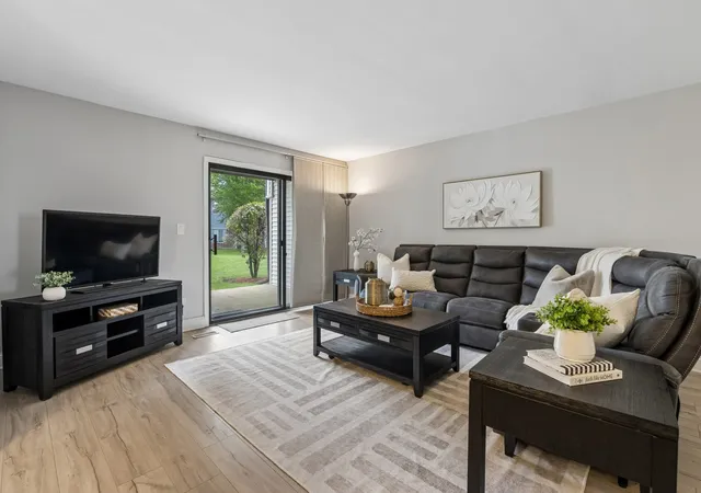 Photo 1 of Townhouse for sale at 1505 Harbour Ct #1A, Schaumburg, IL 60193 | MLS# 12764981 | Listing updated on 2026-10-05