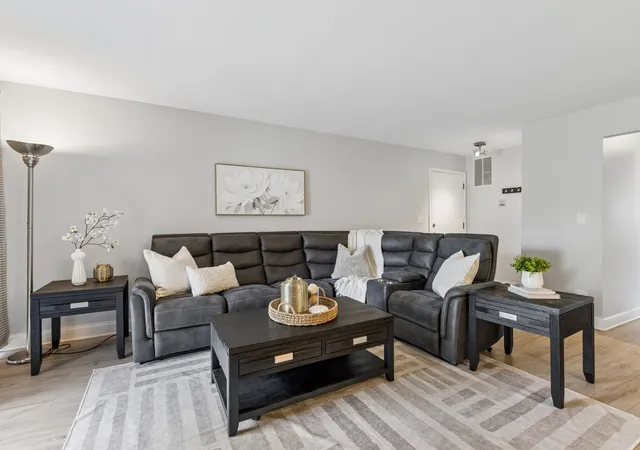 Photo 2 of Townhouse for sale at 1505 Harbour Ct #1A, Schaumburg, IL 60193 | MLS# 12764981 | Listing updated on 2026-10-05