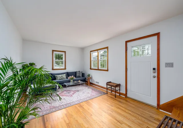 Photo 3 of Single family home for sale at 2936 Grendon Ln, Parkville, MD 21234 | MLS# 12764983 | Listing updated on 2026-10-01