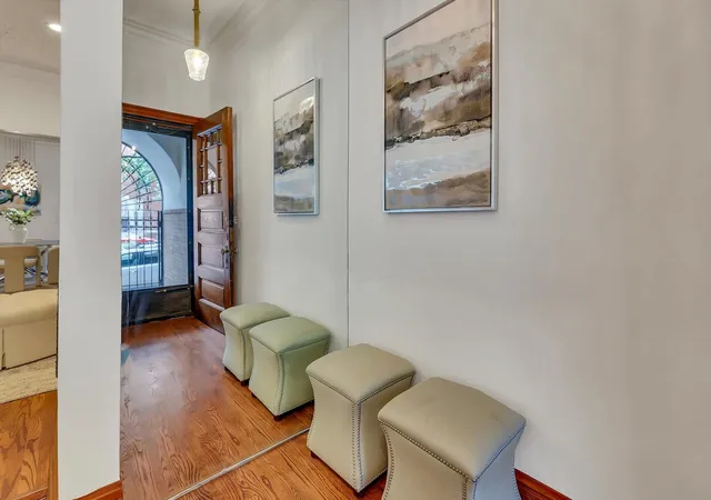 Photo 3 of Single family home for sale at 1034 N La Salle Dr, Chicago, IL 60610 | MLS# 12765008 | Listing updated on 2026-09-29