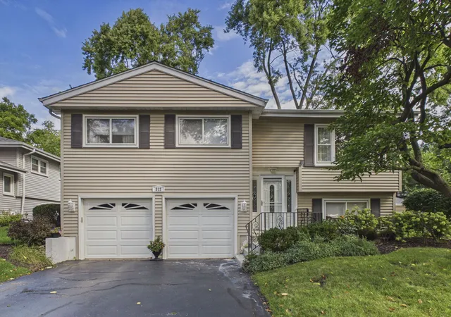 Single family home for sale at 312 W Goebel Dr, Lombard, IL 60148 | MLS# 12765019