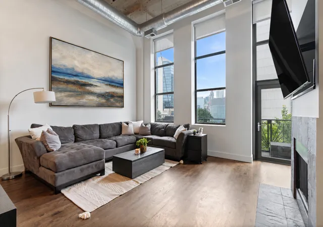 Photo 3 of Condo for sale at 758 N Larrabee St #319, Chicago, IL 60654 | MLS# 12765033 | Listing updated on 2026-09-22