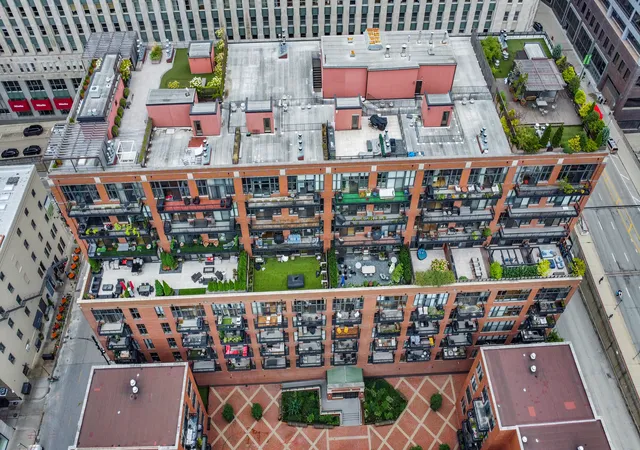 Condo for sale at 333 W Hubbard St #605, Chicago, IL 60654 | MLS# 12765048