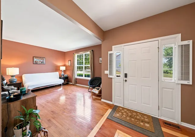 Photo 3 of Single family home for sale at 37061 N Bonnie Brae Rd, Lake Villa, IL 60046 | MLS# 12765075 | Listing updated on 2026-09-27