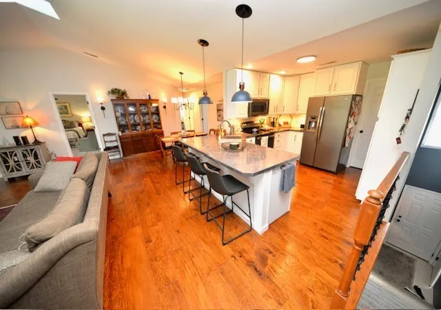 Photo 3 of Condo for sale at 1010 Mulligan Dr #1010, Mt Vernon, IL 62864 | MLS# 12765078 | Listing updated on 2026-09-27