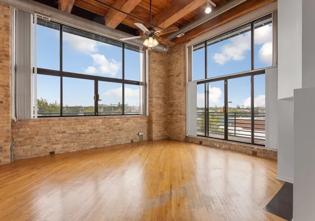 Photo 1 of Condo for sale at 2614 N Clybourn Ave #306, Chicago, IL 60614 | MLS# 12765081 | Listing updated on 2026-09-24