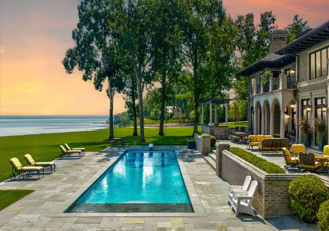 Photo 3 of Mansion for sale at 595 Circle Ln, Lake Forest, IL 60045 | MLS# 12765097 | Listing updated on 2026-10-05