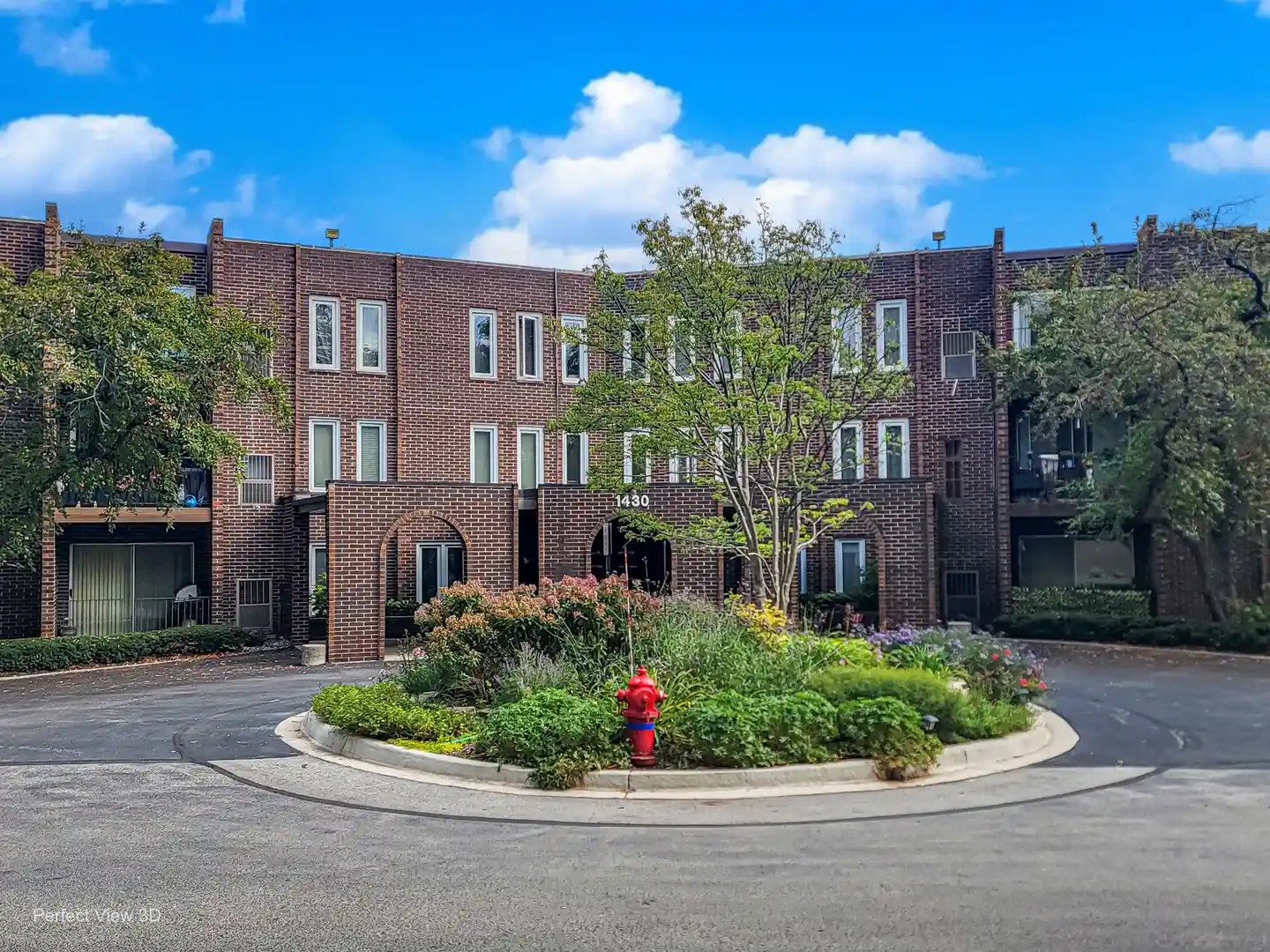 Listing Photo 1 - Condo for sale in 1430 Sandstone Dr located at 1430 Sandstone Dr, Wheeling, IL 60090 - Unit #316