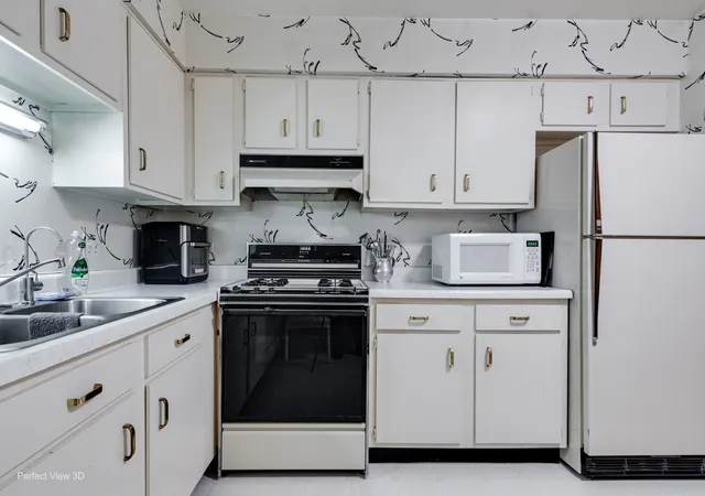 Photo 4 of Condo for sale at 1430 Sandstone Dr #316, Wheeling, IL 60090 | MLS# 12765122 | Listing updated on 2026-10-01