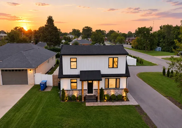 Photo 1 of Single family home for sale at 9859 S 81st Avenue, Palos Hills, IL 60465 | MLS# 12765129 | Listing updated on 2026-09-27