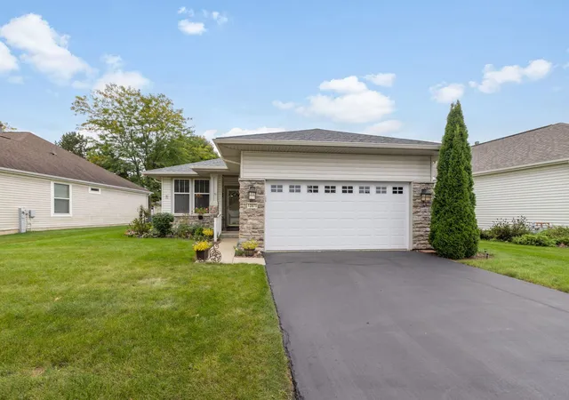 Single family home for sale at 12675 Oak Grv Dr, Huntley, IL 60142 | MLS# 12765134