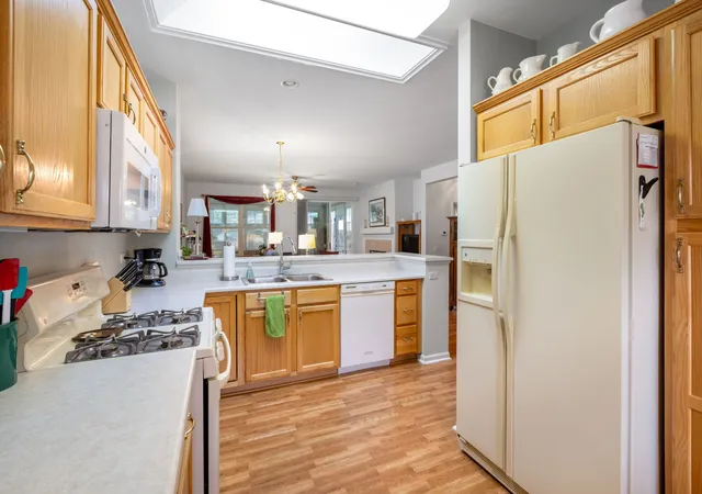 Photo 3 of Single family home for sale at 12675 Oak Grv Dr, Huntley, IL 60142 | MLS# 12765134 | Listing updated on 2026-10-05