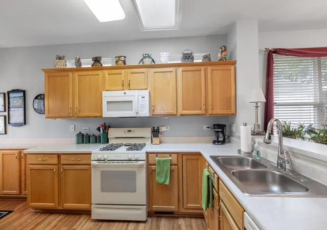 Photo 3 of Single family home for sale at 12675 Oak Grv Dr, Huntley, IL 60142 | MLS# 12765134 | Listing updated on 2026-10-05