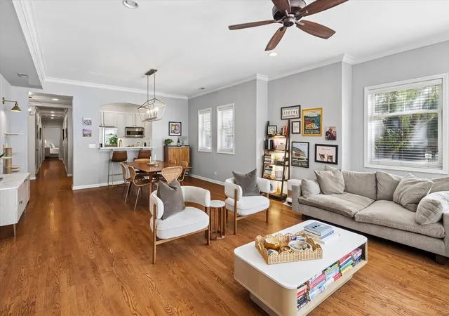 Photo 3 of Sale Pending at 1400 W Byron St #2E, Chicago, IL 60613 | MLS# 12765149 | Listing updated on 2026-10-08