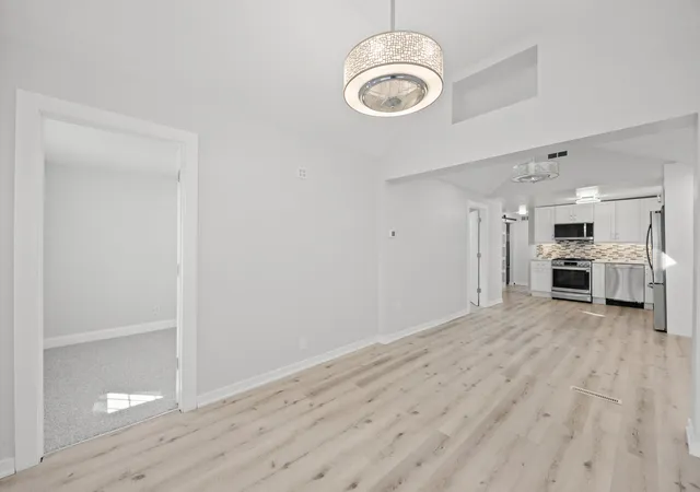 Photo 3 of Single family home for sale at 6130 S Narragansett Ave, Chicago, IL 60638 | MLS# 12765157 | Listing updated on 2026-09-24