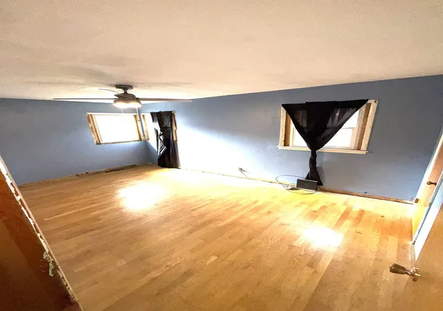 Photo 4 of Single family home for sale at 16808 Crane Ave, Hazel Crest, IL 60429 | MLS# 12765161 | Listing updated on 2026-10-23