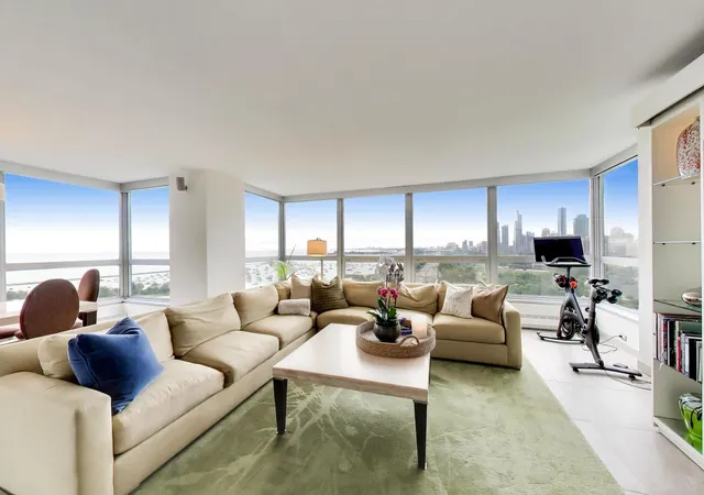Photo 4 of Condo for sale at 360 E Randolph St #1401, Chicago, IL 60601 | MLS# 12765182 | Listing updated on 2026-10-07