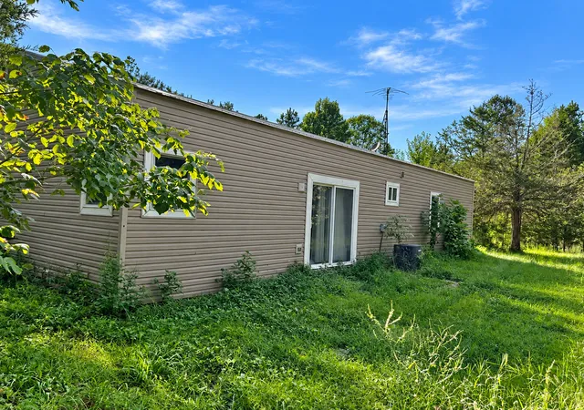 Photo 2 of Sale Pending at 33 Karbers Ridge Rd, Herod, IL 62947 | MLS# 12765186 | Listing updated on 2026-10-05