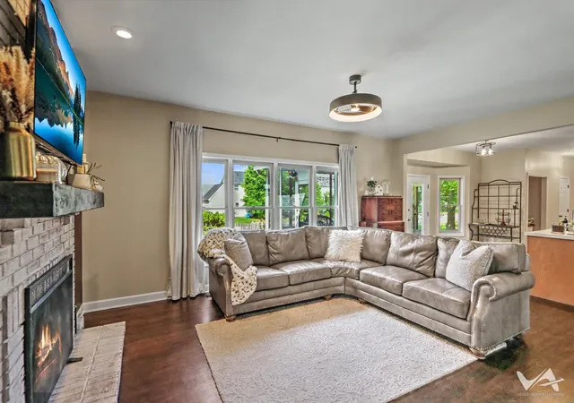 Photo 2 of Single family home for sale at 39w700 Green Pl, Geneva, IL 60134 | MLS# 12765190 | Listing updated on 2026-09-23