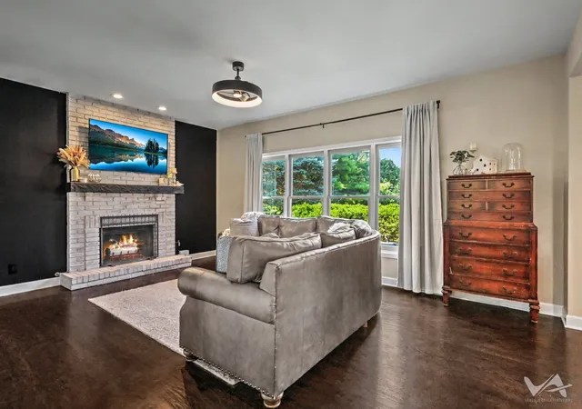 Photo 3 of Single family home for sale at 39w700 Green Pl, Geneva, IL 60134 | MLS# 12765190 | Listing updated on 2026-09-23