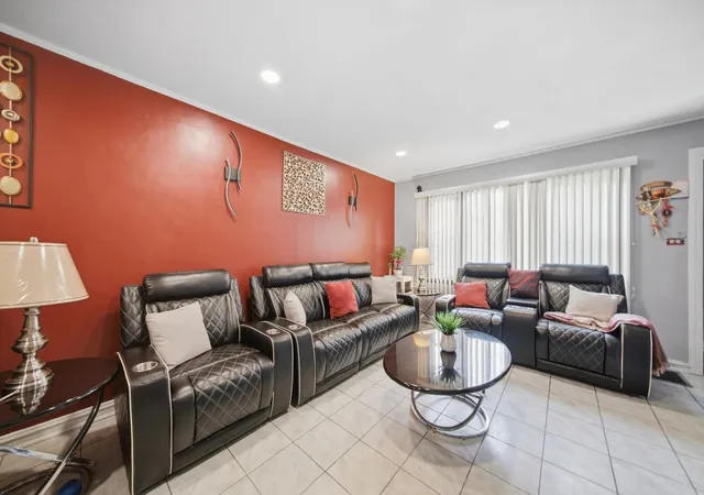 Photo 3 of Townhouse for sale at 4017 W 58th Street, Chicago, IL 60629 | MLS# 12765202 | Listing updated on 2026-10-21