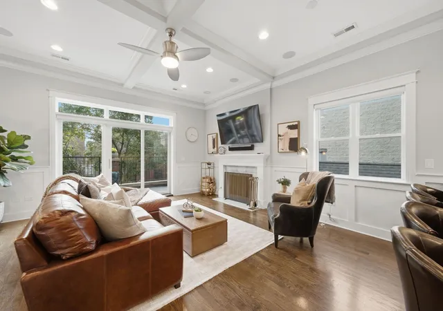 Photo 3 of Townhouse for sale at 2722 N Wayne Ave #3, Chicago, IL 60614 | MLS# 12765212 | Listing updated on 2026-09-23