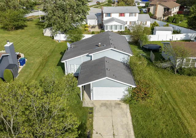 Photo 3 of Single family home for sale at 239 Willow Rd, Matteson, IL 60443 | MLS# 12765215 | Listing updated on 2026-09-27