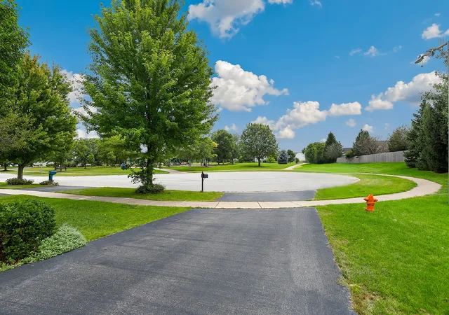 Photo 2 of Single family home for sale at 3543 Fairmont Ave, Naperville, IL 60564 | MLS# 12765226 | Listing updated on 2026-09-25