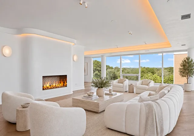 Photo 3 of Townhouse for sale at 1618 Sheridan Rd #PH, Wilmette, IL 60091 | MLS# 12765241 | Listing updated on 2026-09-27