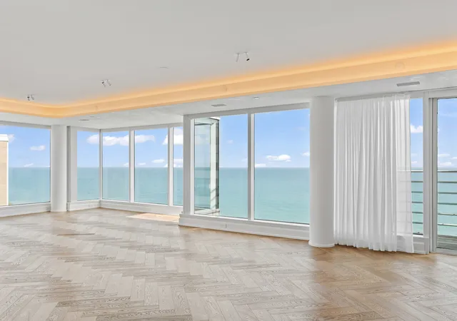 Photo 3 of Townhouse for sale at 1618 Sheridan Rd #PH, Wilmette, IL 60091 | MLS# 12765241 | Listing updated on 2026-09-27