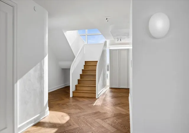 Listing Photo 4 - Condo for sale in building located at 1618 Sheridan Rd, Wilmette, IL 60091 - Unit #PH