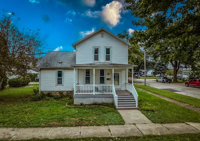 Single family home for sale at 223 N 3rd Street, Watseka, IL 60970 | MLS# 12765262