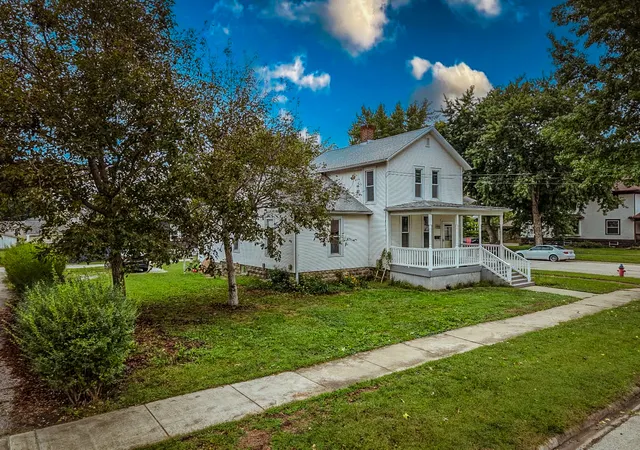 Photo 1 of Single family home for sale at 223 N 3rd Street, Watseka, IL 60970 | MLS# 12765262 | Listing updated on 2026-09-23